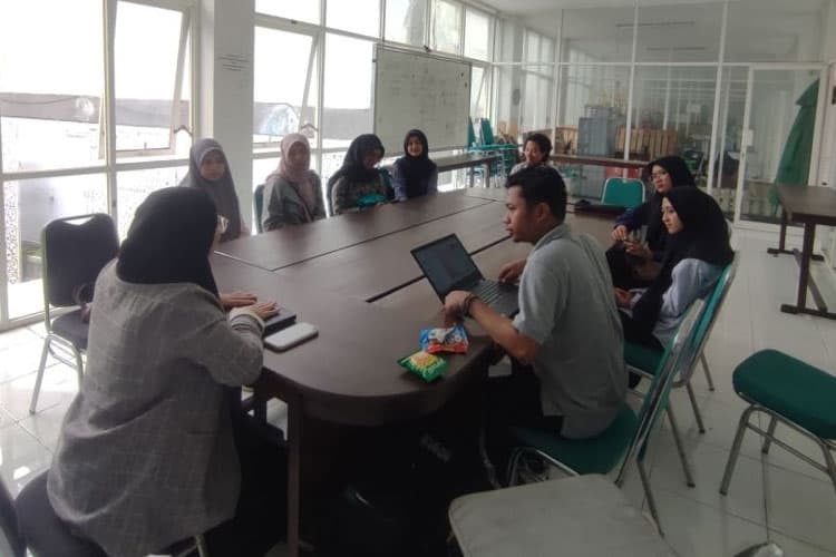 BCB Baznas Unisma Malang Menggelar Mentoring Session dengan Tema "How to Become A Leader"