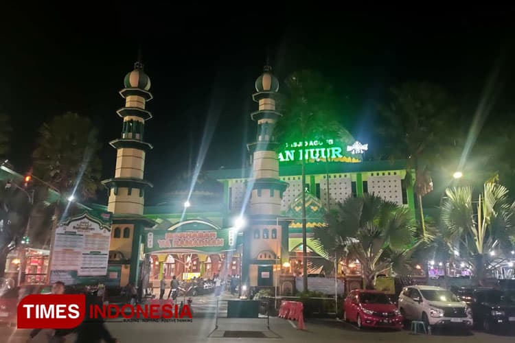 Masjid Agung An-Nuur Kota Batu Sajikan Menu Olahan Daging Sapi setiap Buka Puasa