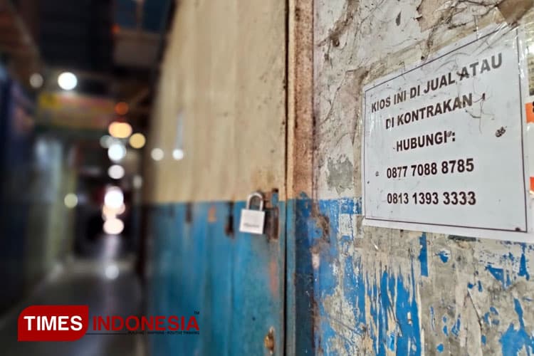 Menyusuri Lorong Sepi Kios Pakaian Pasar Cikurubuk Tasikmalaya di Tengah Gempita Toko Online