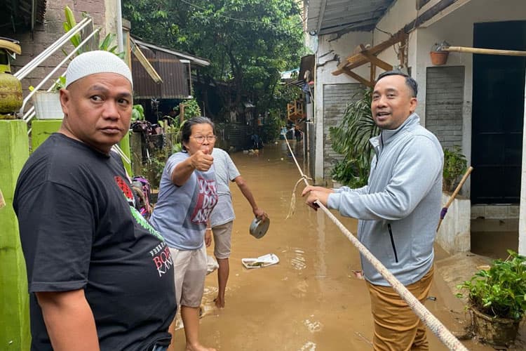 Tinjau Lokasi Banjir, Politisi PKB Minta Gubernur Baru Fokus Benahi Ciliwung