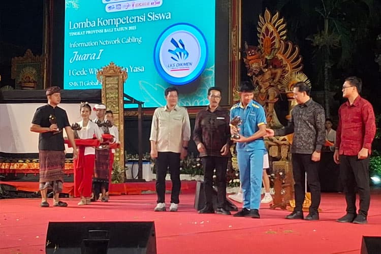 Tutup SMK Fest Bali 2025, Ini Pesan Kadisdikpora Provinsi Bali