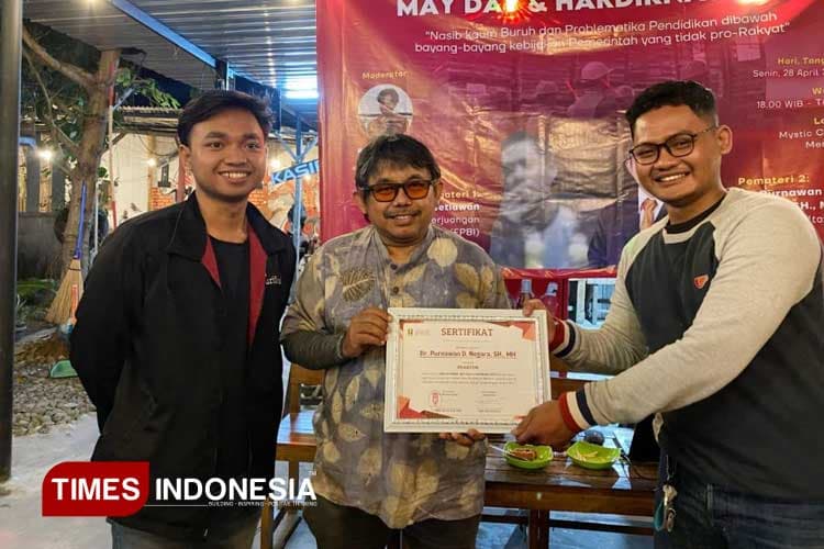 Diskusi Hangat May Day Bersama Dosen FH-UWG Malang dan IMM