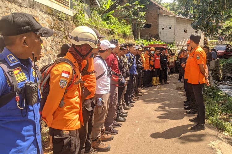 Pendaki Gunung Saeng Bondowoso Ditemukan Meninggal di Kedalaman 150 Meter