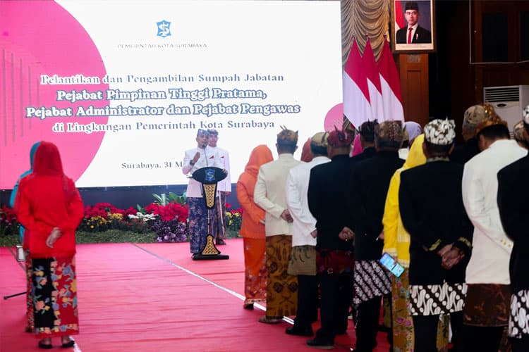 Bertepatan dengan HJKS ke-732, Pemkot Surabaya Lantik 223 Pejabat