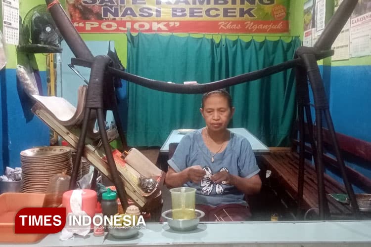 Nasi Becek, Jejak Rasa Legendaris dari Kota Angin Nganjuk