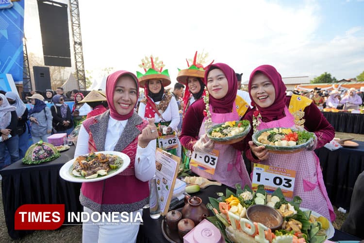 Meriah di Puncak HUT ke-107 Kota Mojokerto, Festival Rujak Ulek hingga Dahsyat Spektakuler