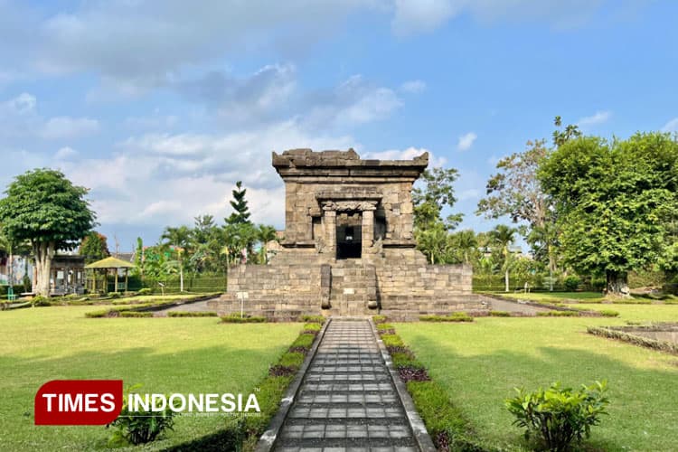 Jejak Kerajaan Kanjuruhan yang Tertidur di Candi Badut Malang