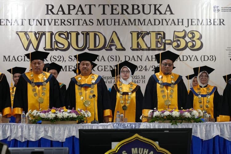 Unmuh Jember Gelar Wisuda ke-53, Tegaskan Komitmen Cetak Generasi Unggul