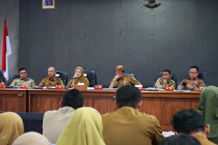 Bupati Banjarnegara Perintahkan OPD Serap Anggaran Tepat Waktu  ‎