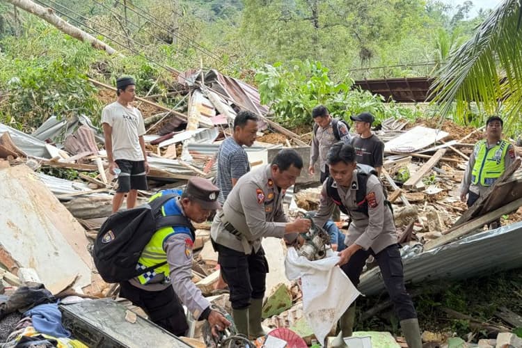 Ibas: Doa Untuk Korban Bencana Banjir dan Longsor di Sumatra