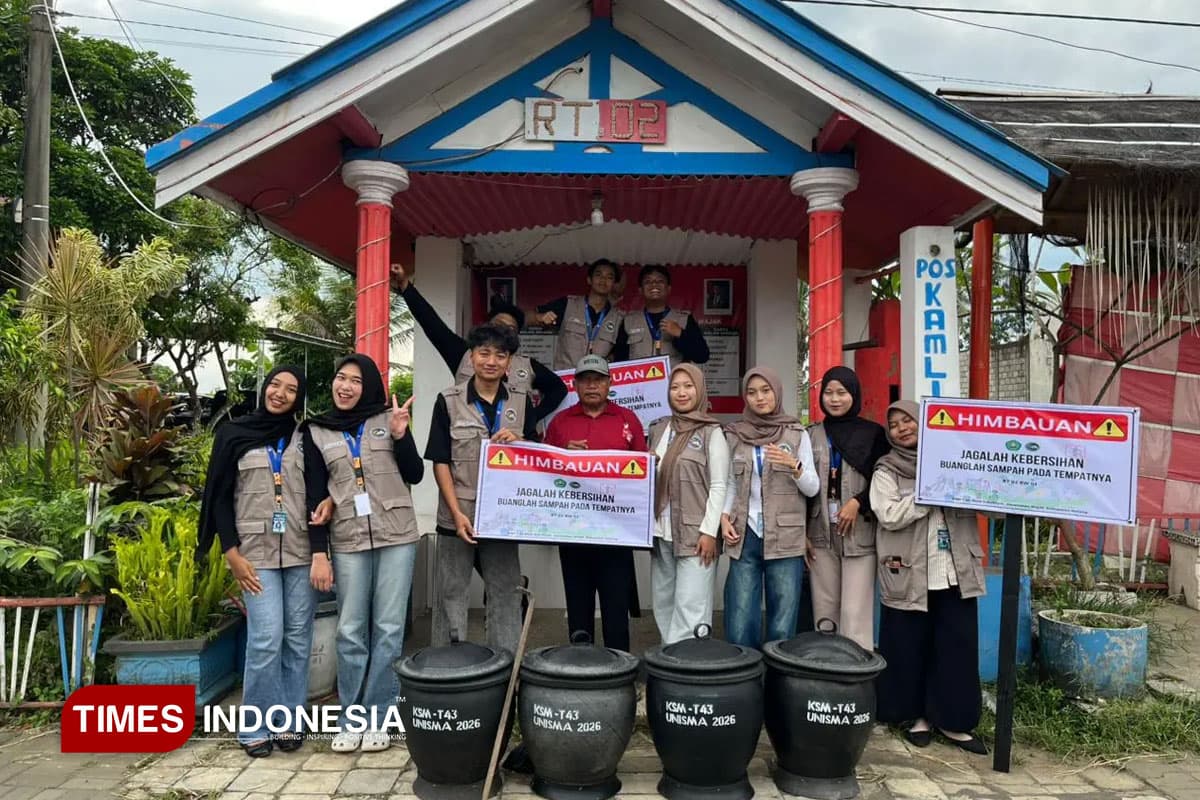 Kampanye Kebersihan di Dusun Krajan: Mahasiswa UNISMA dan Warga Bersatu Lawan Sampah