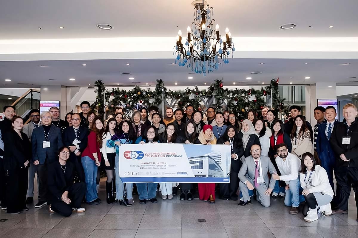 Kolaborasi Internasional, Mahasiswa Magister Prasetiya Mulya Ikuti Asia Business Case Program di Korea Selatan