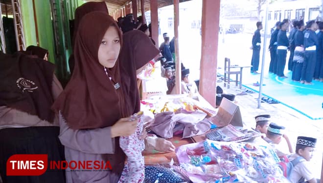 Karya Siswa SMK El-Mosthofa Pamekasan Diharapkan Tunjang Perekonomian