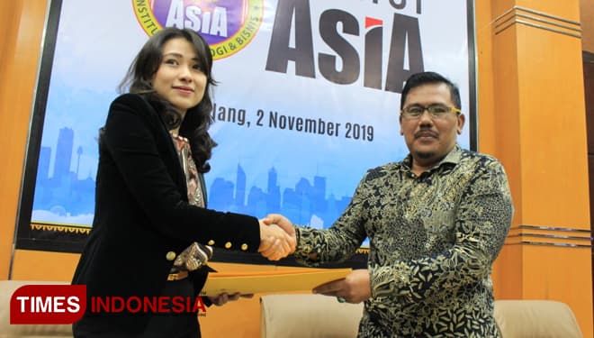 Risa Santoso, Rektor Cantik Pimpin Institut Teknologi dan Bisnis ASIA Malang