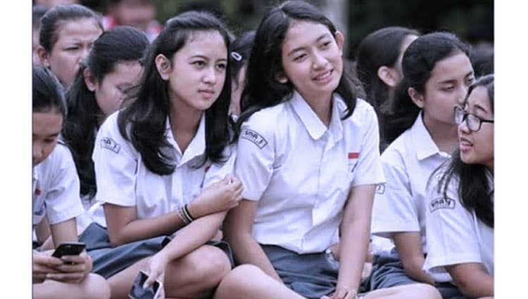 Kepoin Tipe-Tipe Cewek di Sekolah, Kalian yang Mana?