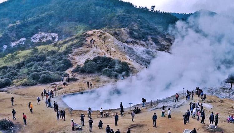 5 Wisata Alam Wonosobo yang Bikin Penasaran