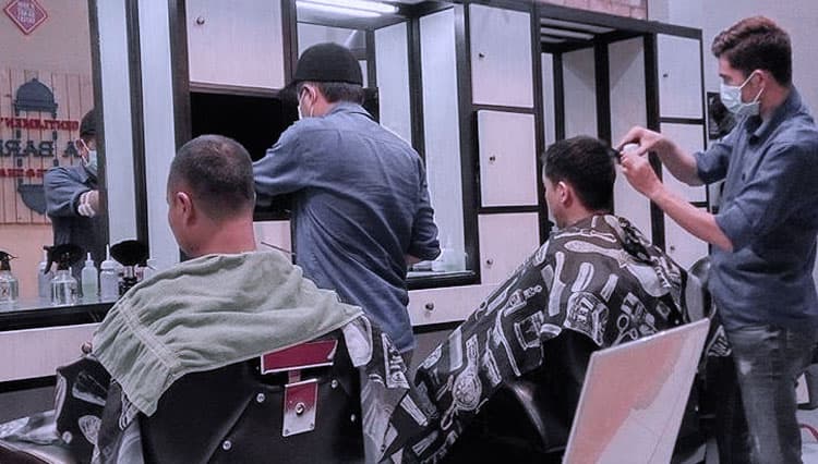 Cerita Kaka Barbershop dan Los Tropis, Bisnis Kecil yang Sukses Beradaptasi Saat Pandemi