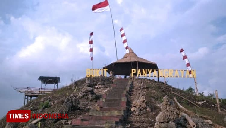 Wisata Bukit Panyangrayan Hadirkan Sensasi Negeri di Atas Awan
