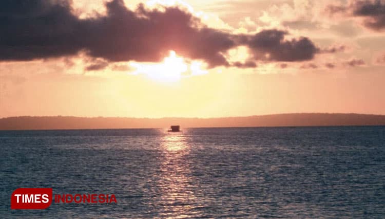 Menjelajahi Pesona Lima Destinasi Wisata Desa Ketupat Pulau Raas