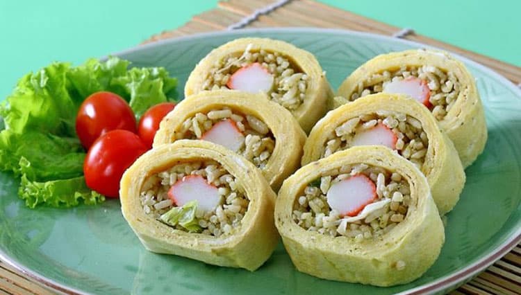 Nasi Goreng Hijau Balut Telur, Sajian Istimewa di Akhir Pekan