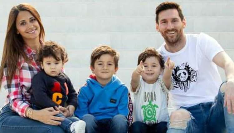 Teman Kecil Lionel Messi yang Jadi Teman Hidup