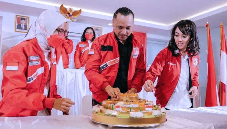 Giring Ganesha Sah Nakhodai PSI, Dea Tunggaesti Sekjennya