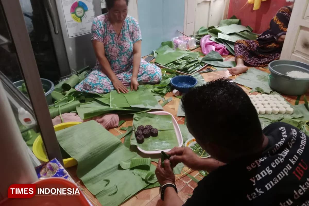 Makin Laris Jelang Lebaran, Tape Ketan Sartika Makin Manis