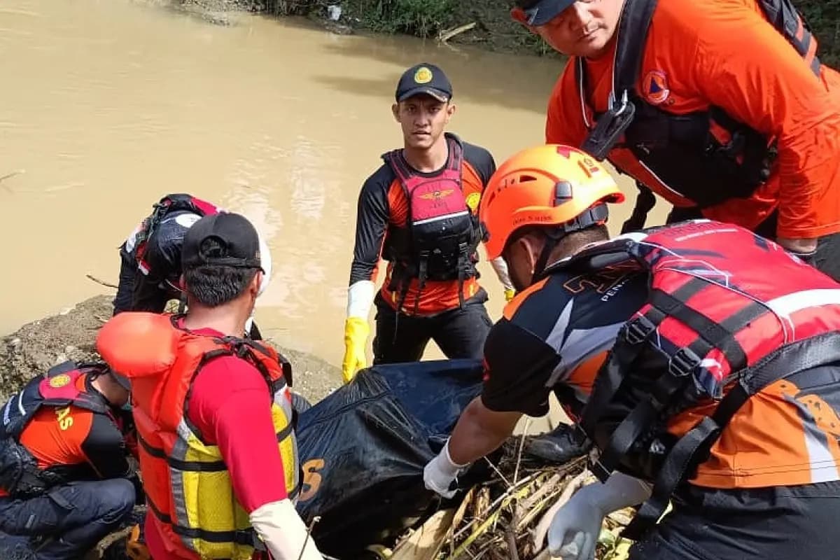 Dua Remaja di Pemalang Tewas Tenggelam di Sungai Waluh
