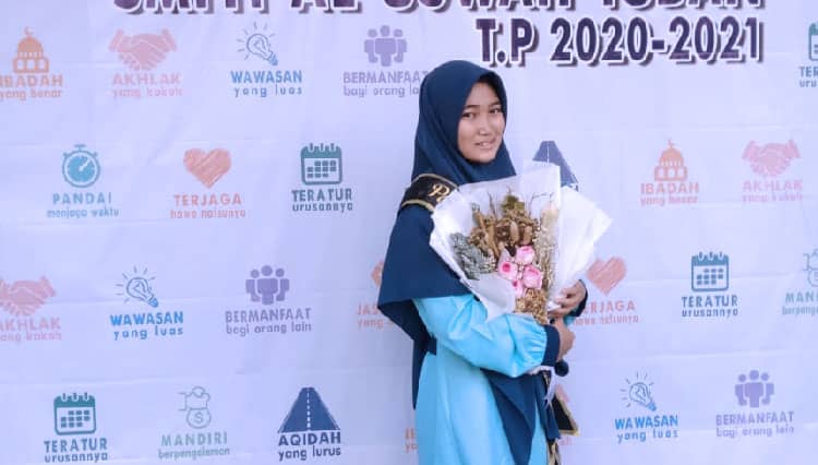 SMAIT Al Uswah Tuban Sukses Didik Santrinya Berprestasi Tingkat Nasional