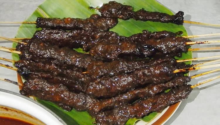 Unik, Sate Kerbau Khas Kudus yang Jarang Ditemui di Daerah Lain