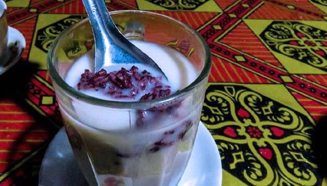 Wedang Cor Mbah As, Pelopor Ikon Minuman Legendaris Khas Jember