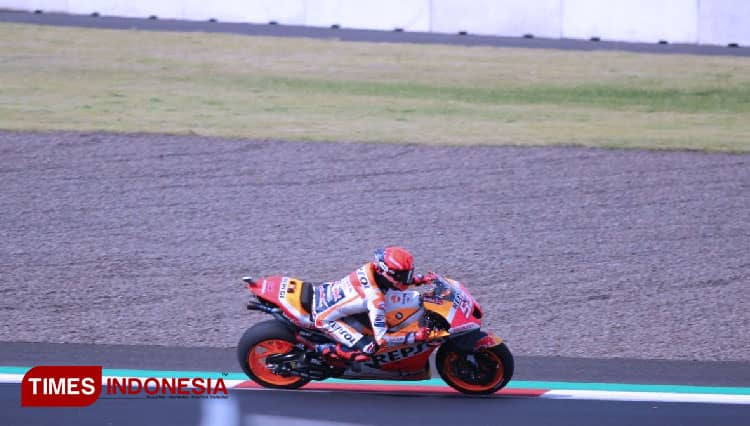Free Practice 2: Duet Yamaha Tercepat, Marquez dan Espargaro Terjatuh