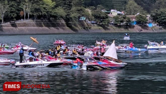 Tradisi Larung Sesaji Telaga Sarangan, Ini Tujuannya