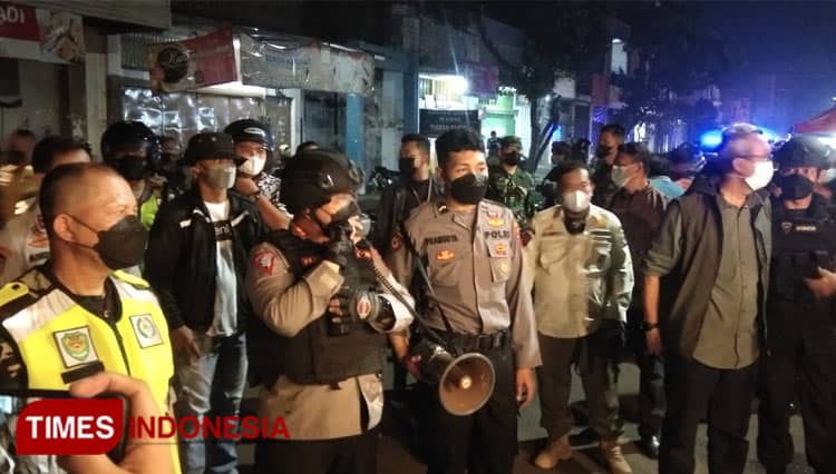 Malam Minggu, Polres Cirebon Kota Bersama Tim Gabungan Sisir Tempat Keramaian