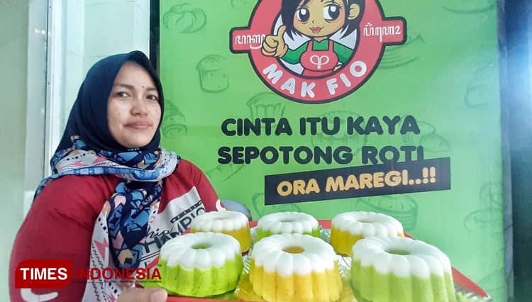 Putu Ayu Jumbo Mak Fio Ponorogo, Dikemas Elegan dan Hadir dengan Aneka Toping