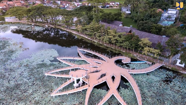 Serahkan Pengelolaan ke Swasta, Bupati Garut Ingin Wisata Situ Bagendit Berkelas Dunia