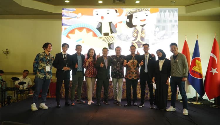 Kemeriahan Pasar Senggol PPI TURKI dan Diaspora