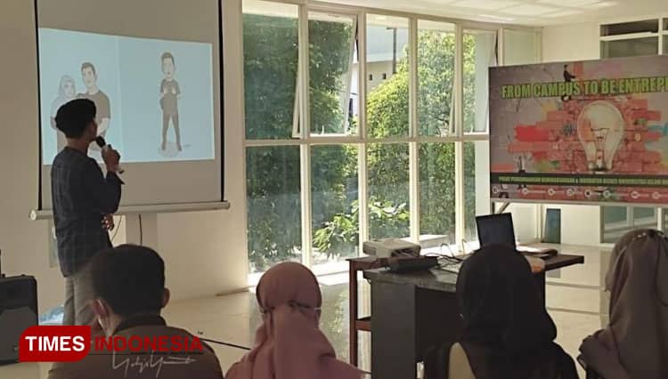 “P2KIB Entrepreneurday”, Inkubator Bisnis bersama FMIPA Unisma Malang Gelar Pameran Produk