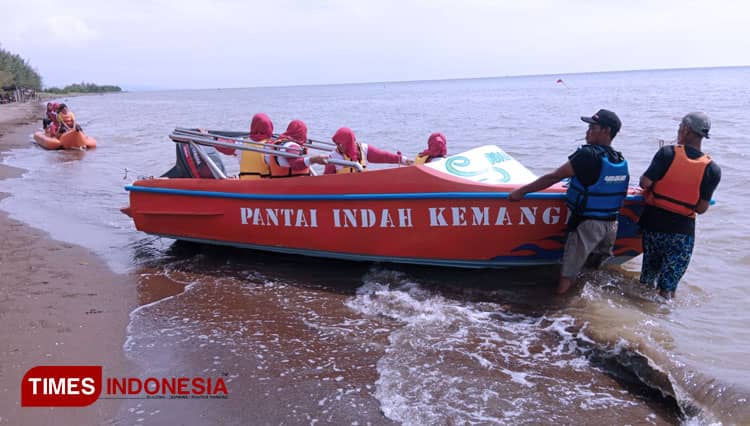 Pantai Indah Kemangi, a Worth to Visit Attraction of Kendal