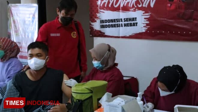 Genjot Capaian Vaksinasi, Dinkes Ponorogo Bagikan Minyak Goreng Gratis