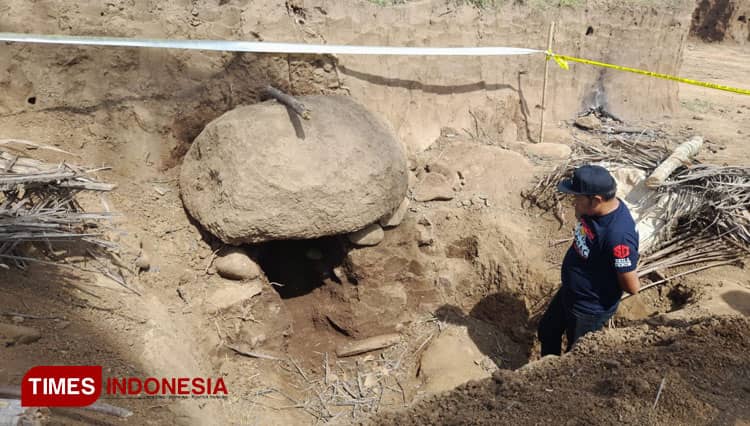 Kembali Ditemukan Batu Dolmen Kuburan Kuno di Dekat Pusat Informasi Megalitikum Bondowoso