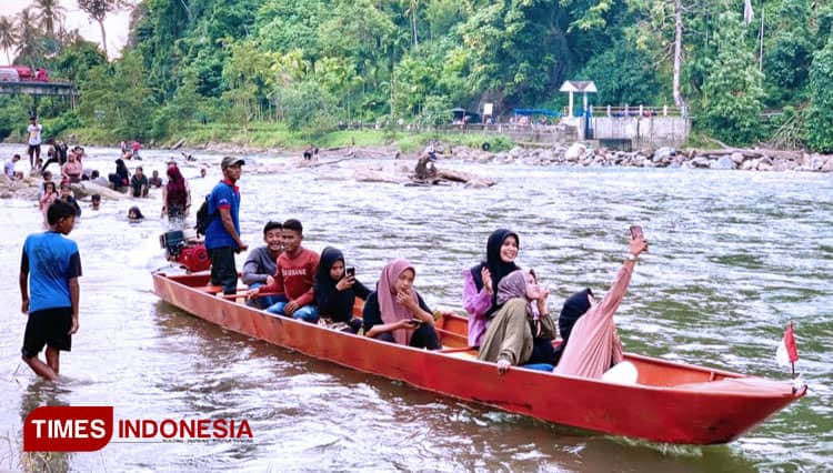 Pesona Alam Objek Wisata Krueng Babahrot di Aceh Pikat Wisatawan