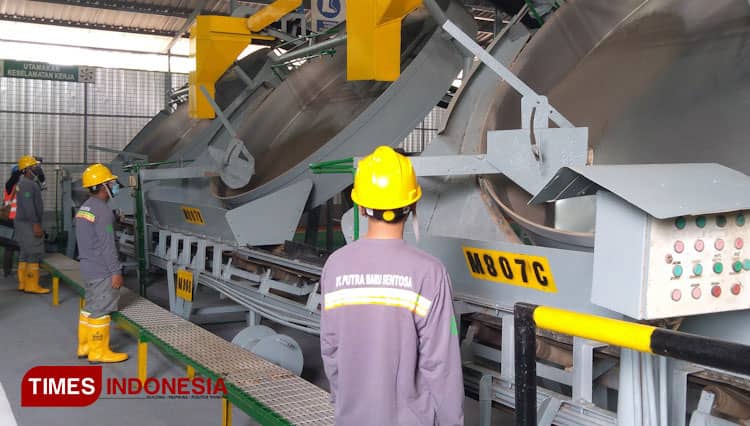 Resmikan Pabrik, Petrokimia Gresik Mulai Produksi Pupuk NPK Organik