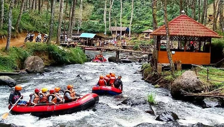 Talking about Rafting? Situ Cileunca Pangalengan It Is