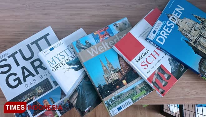 SAC German Corner Jurusan Sastra Jerman UM Suguhkan Ratusan Buku Guna Menunjang Pembelajaran