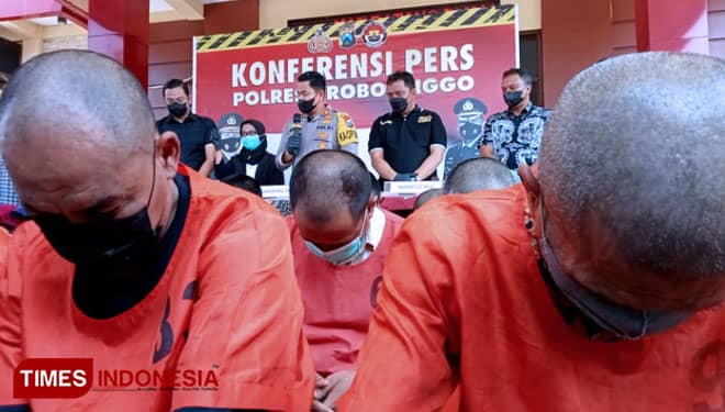 Polres Probolinggo Tangkap Enam Orang Tersangka Judi Online dan Sabung Ayam