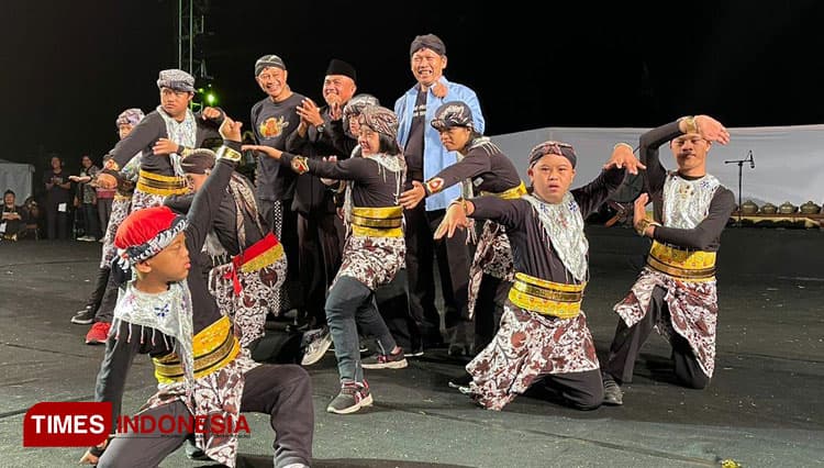 Atraksi Pencak Silat Down Syndrome Meriahkan Malam Satu Abad PSHT