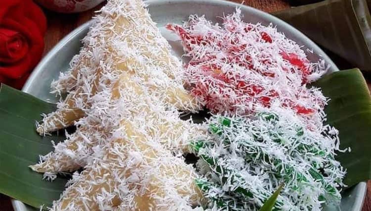 Cenil, a Conventional Way to Have Cassava as a Dessert