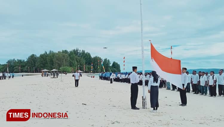 Upacara 17 Bulan Berjalan Sambil Promosi Wisata Ala Pemkab Pulau Morotai