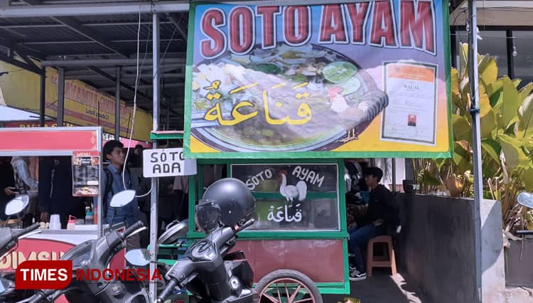 Kalian Harus Coba! Soto Qona’ah UIN Malang, Soto Legendaris Harga Merakyat